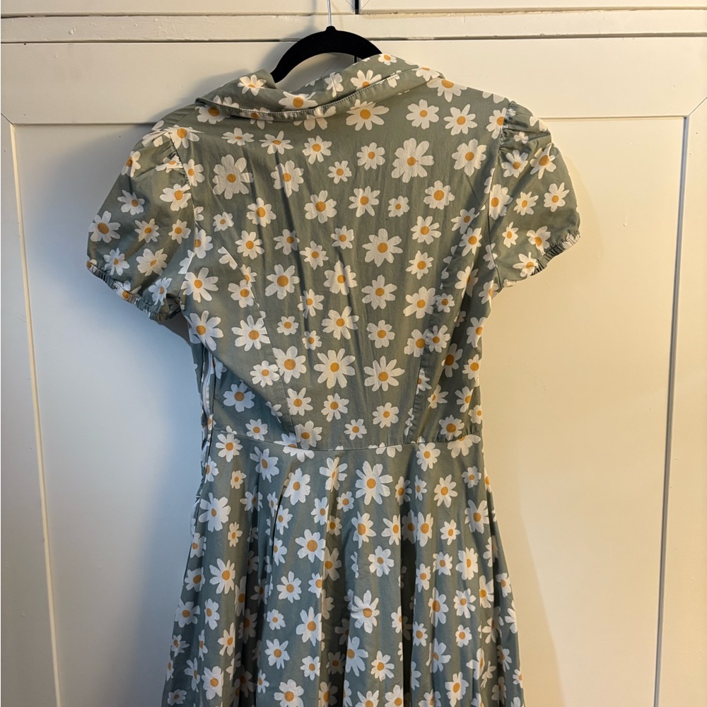 Magnolia Place Floral Swing Dress - Picture 3 of 4